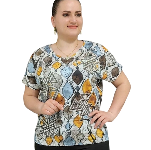 Tops - Picture 4 of 4